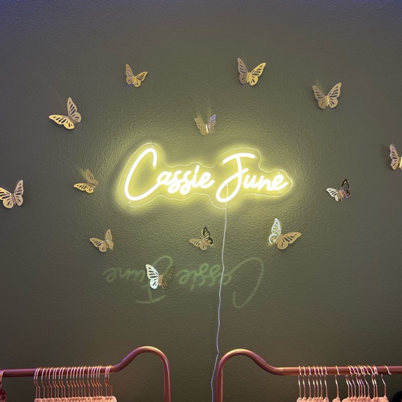 LIVE SHOW LISTING 💋❤️ - Picture 1 of 2